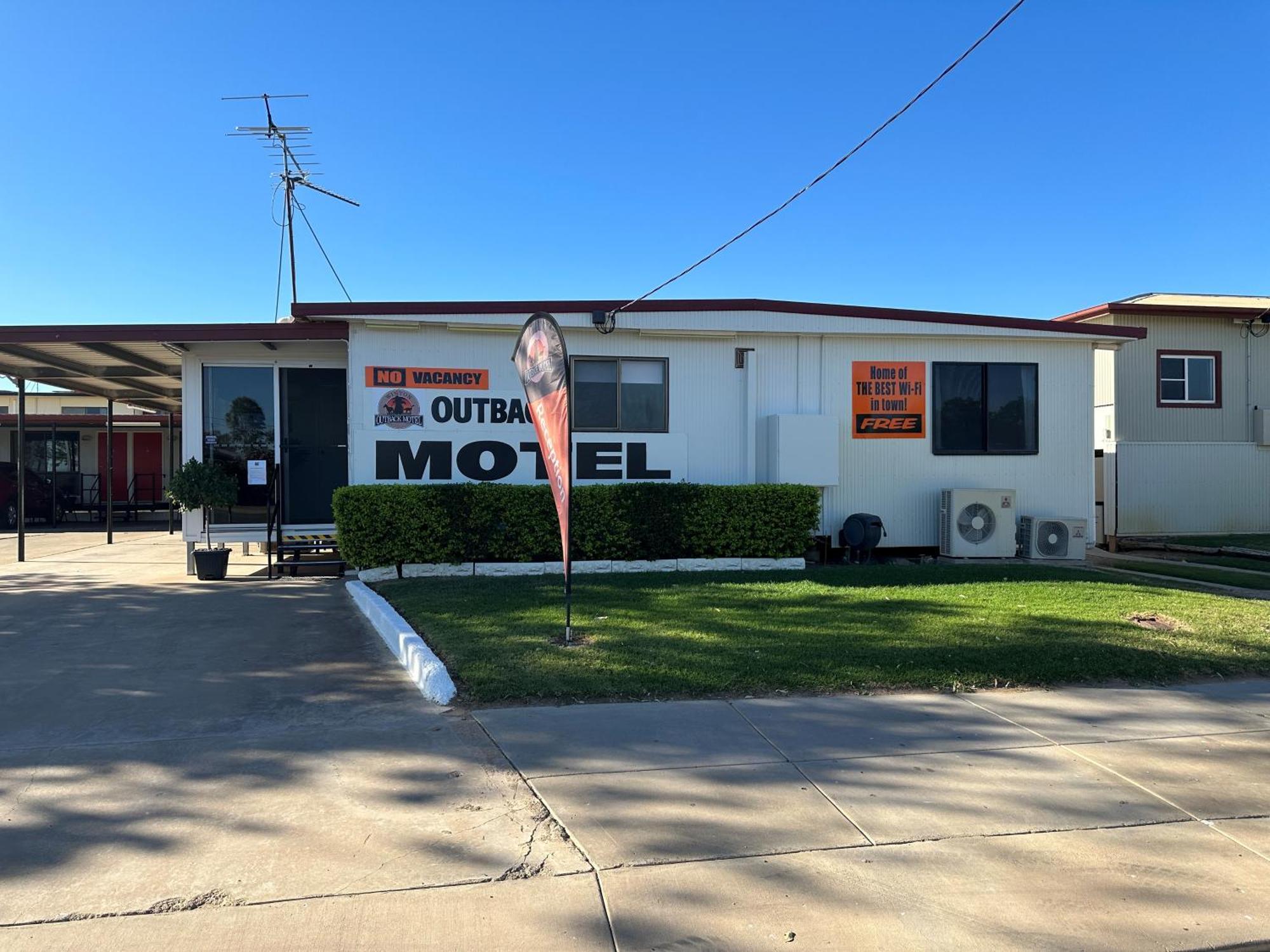 Winton Outback Motel Exterior foto